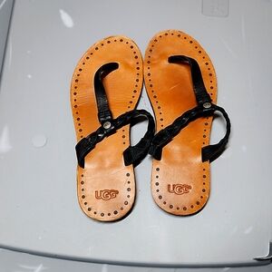 Ugg sandles